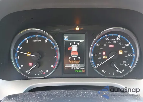 2017 Toyota Rav4 Limited z USA, uszkodzony, nr VIN 2T3DFREV7HW615306